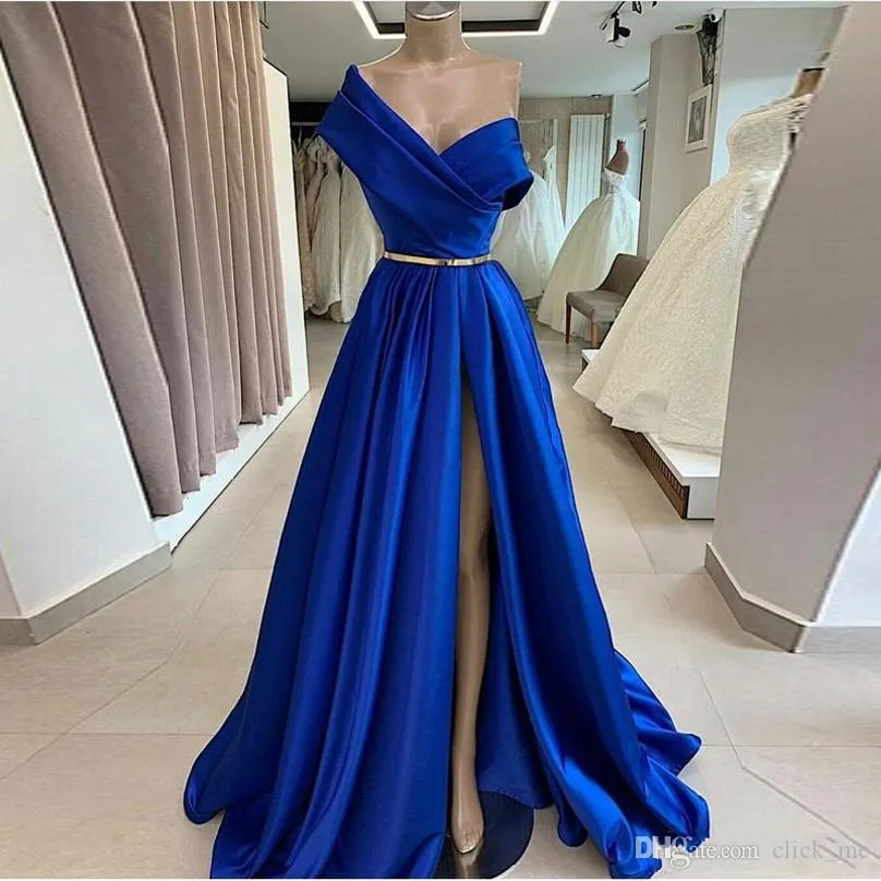 Sexy Goedkope Royal Blue Sexy Prom Dresses Eén schouder plooien Vloerlengte Satijnen Plooien Hoge Kleding Split Jurken Avond Draag Ogstuff