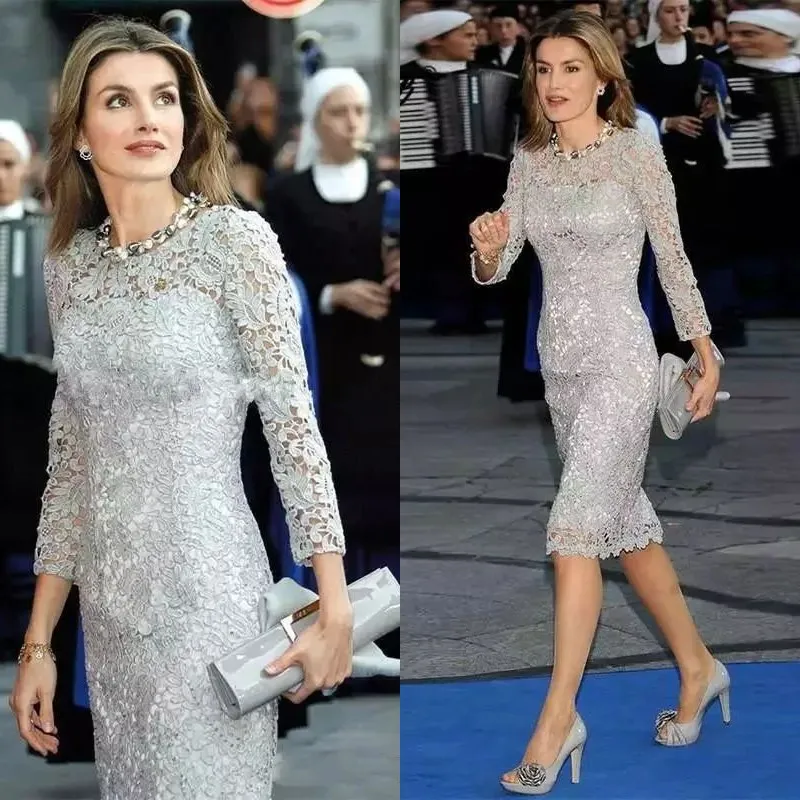 Elegant 2019 Silver Gray Lace Mother of the Bride Evening Dresses Long Sleeve Jewel Neck Sheath Knee Length Cocktail Dresses Custom Made