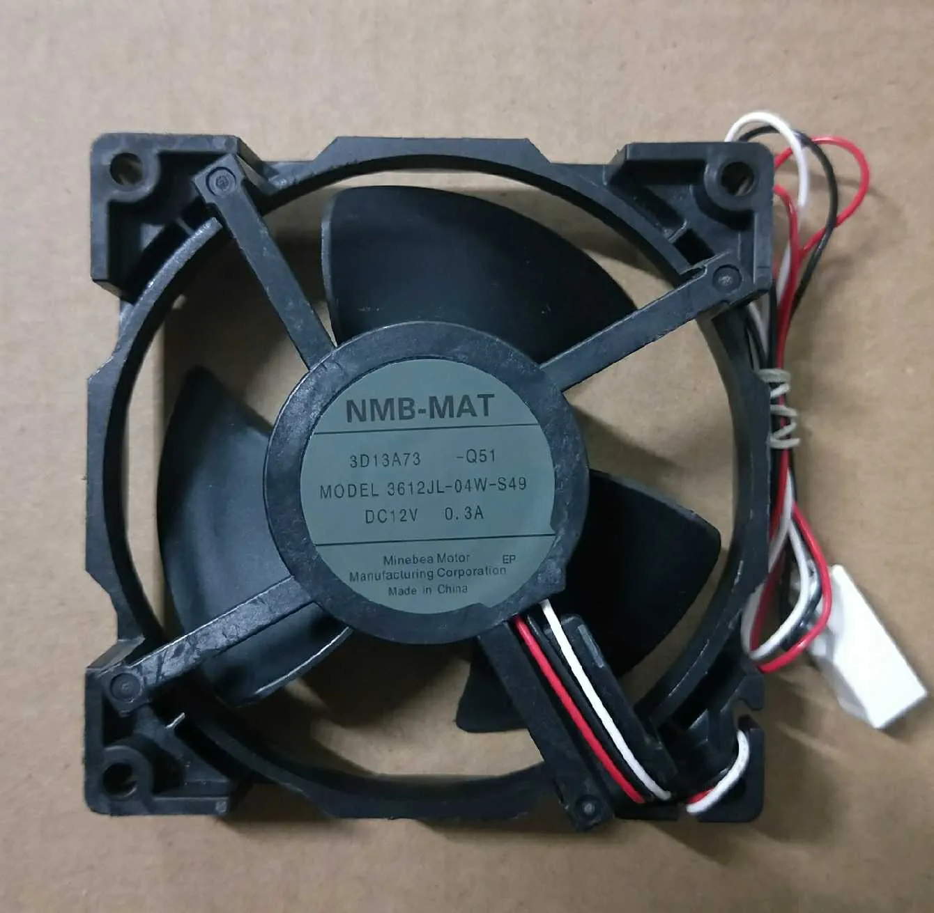 Livraison gratuite Original nouveau NMB-MAT 3612JL-04W-S49 12V 0.3A pour ventilateur de refroidissement de réfrigérateur