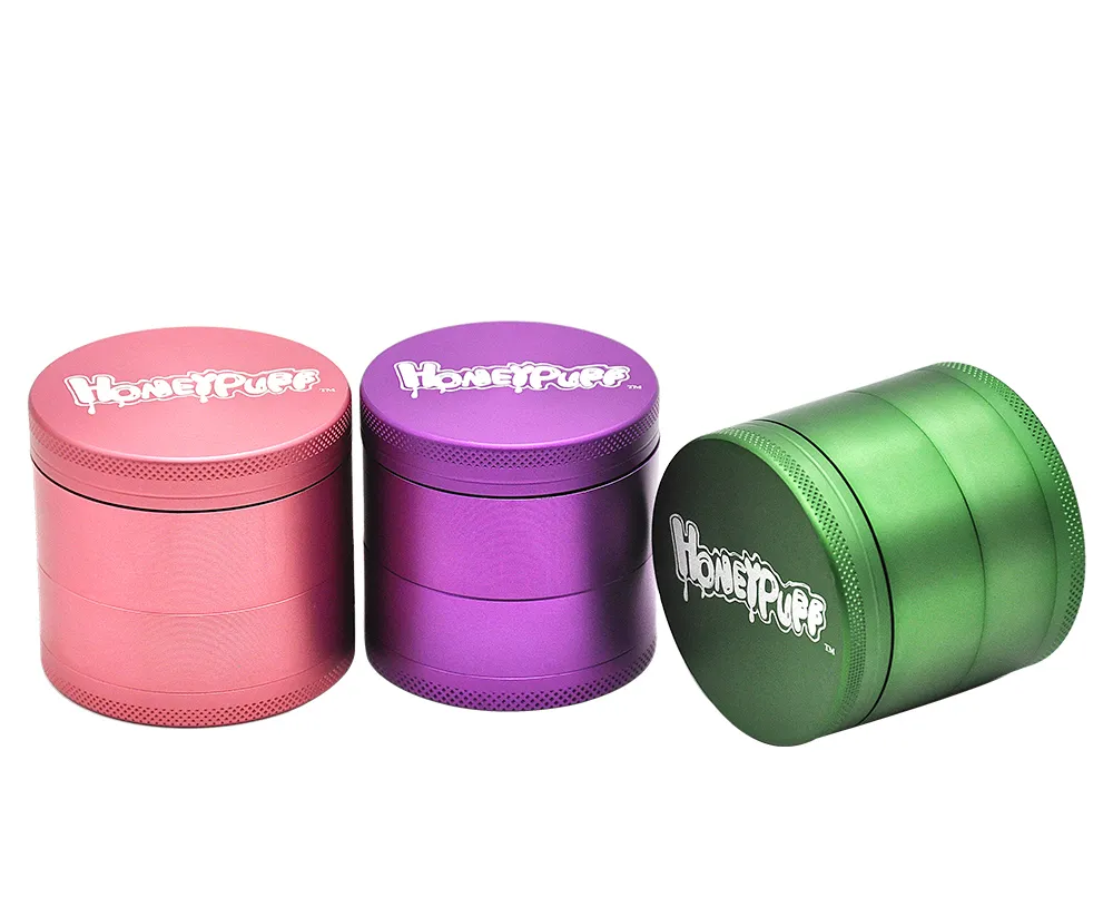 63 mm Höhe, 4 Schichten, Rillenschliff, „Honeypuff“-Logo, Aluminium-Kräutermühle mit Geschenkbox, Zerkleinerer, 3 Farben erhältlich