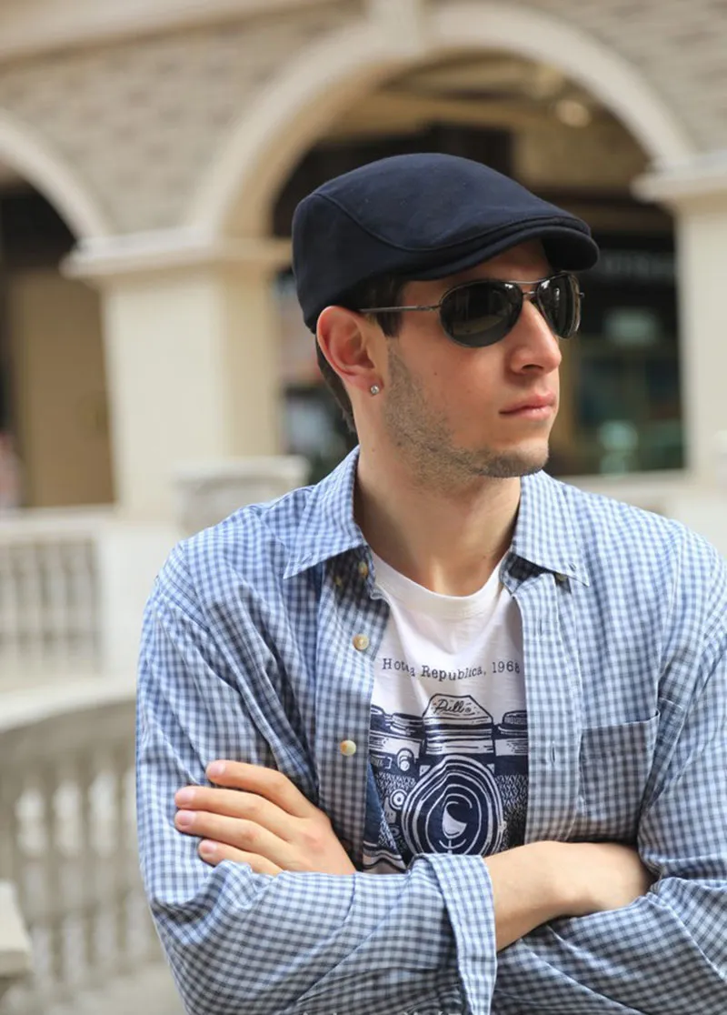 Оптово-NewsBoy Hats Fation European и American Style Hat 5 Цветов Сплошной цвет Хлопок Новости Боя Шляпы Бесплатная Доставка