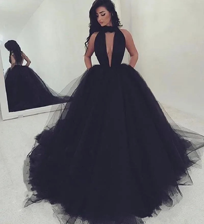 Jolie robe de bal en tulle gonflé à col licou noir longueur de plancher femmes robe de soirée formelle sur mesure