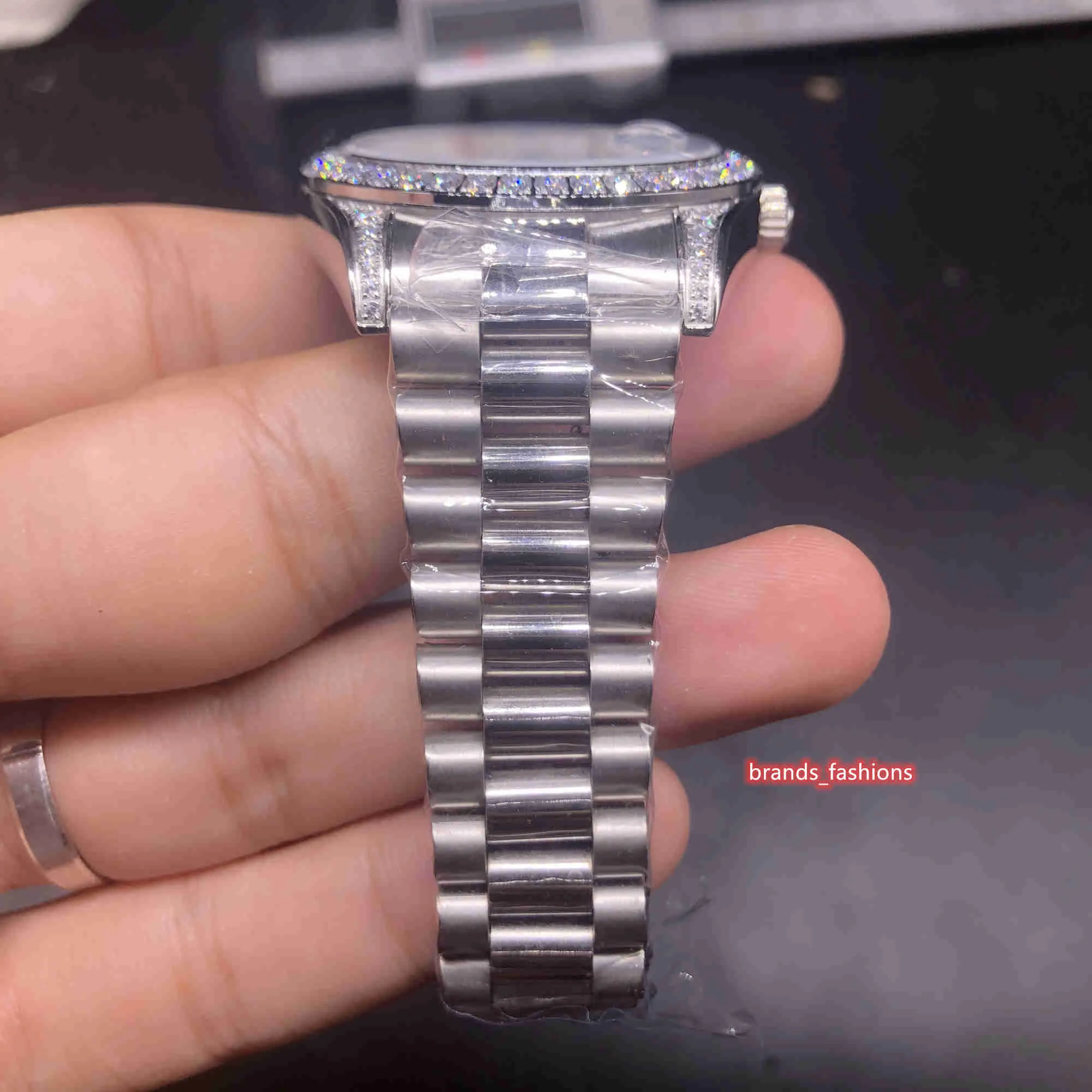 Högkvalitativ mäns affärsklockor fyra hörn diamantklocka diamant bezel silver rostfritt stål klocka automatisk mekanisk257q