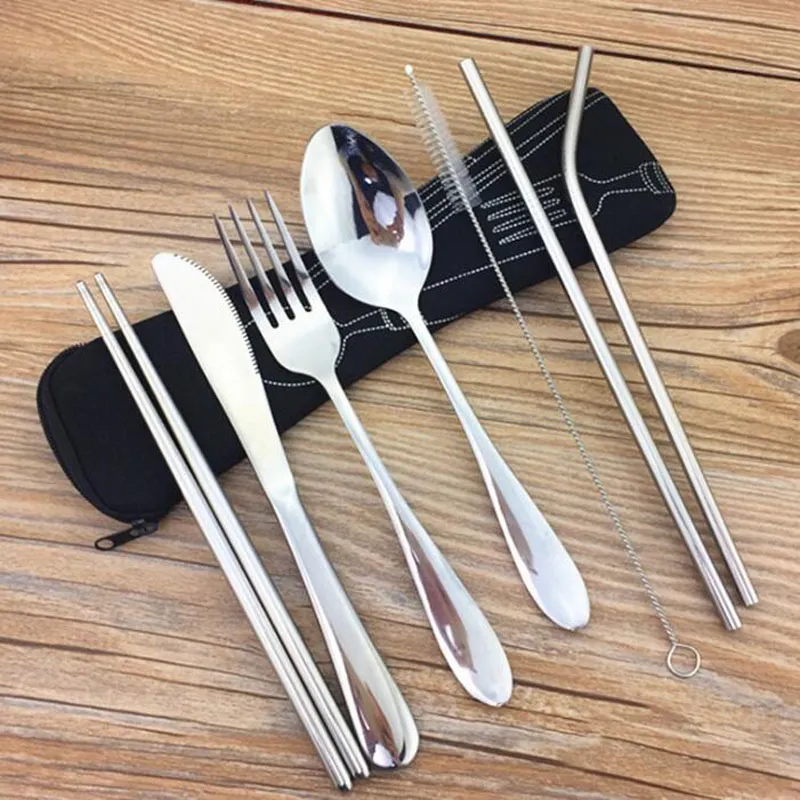 Set Di Posate Portatili Forchetta, Coltello, Cucchiaio, Bacchette Riutilizzabili In Acciaio Inossidabile, Cannuccia Succo E Spazzola La Pulizia QW9037 Da 3,84 € | DHgate