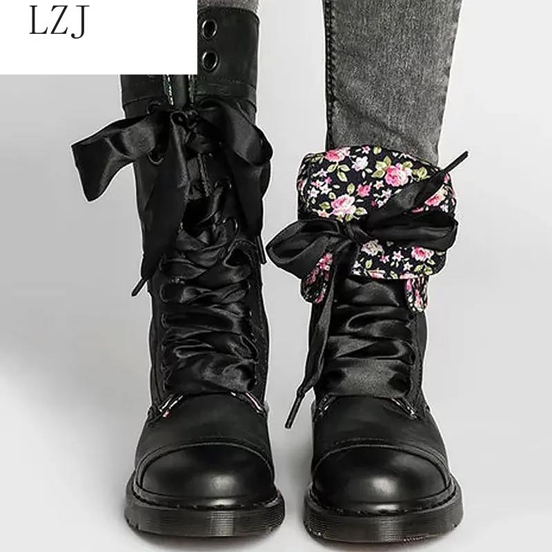 Venta caliente-2019 botas de moto de moda para niñas primavera/otoño cuñas suela resistente botas de media pantorrilla mujer con cordones zapatos casuales sólidos mujeres