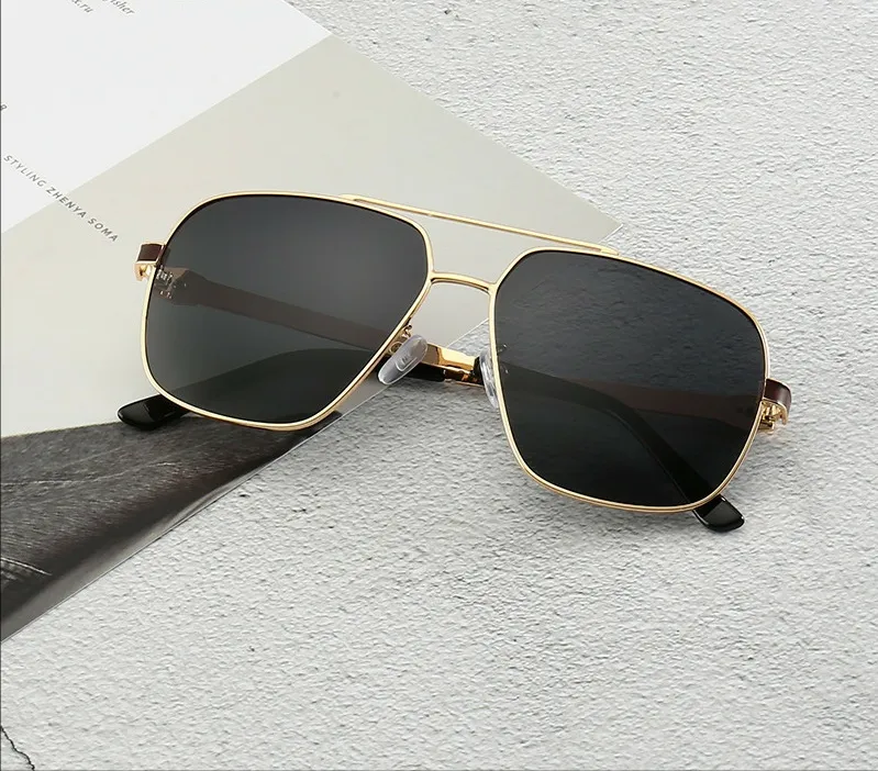 نظارات شمسية فاخرة مصمم نمط الأزياء الساخنة مكبرة للرجال العلامة التجارية الصيف المرأة الزجاج uv400 مع صندوق وشعار عالية جدا