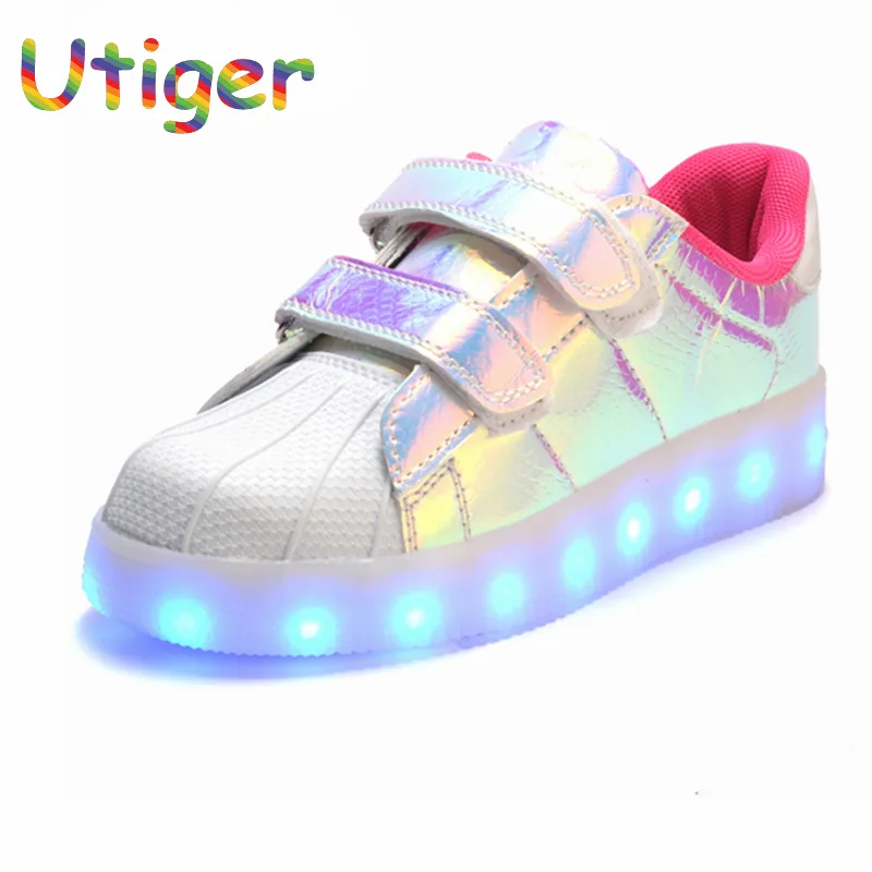 Dzieci Dziewczyna Chłopiec Świecące Sneakers Buty Dzieci Z Lekką Ładowarka USB Luminous Luminous Led Lights Casual Flat Boy Girl Shoes