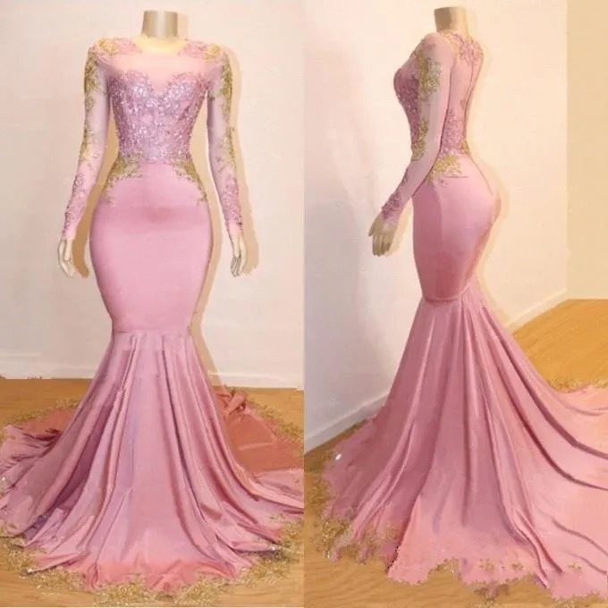 2019 erröten rosa lange Ärmel Abendkleider schiere Juwel Hals Illusion Meerjungfrau Gold Spitze Applikationen Sweep Zug afrikanische Prom Party Kleider