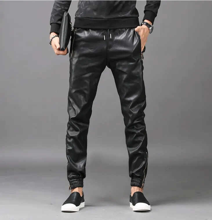 Tsingyi Zipper Faux Leather Harem Spodnie Mężczyźni Streetwear Motocykl Motocykl Pełna długość Elastyczny Talia PU Skórzane Ołówek Feet Spodnie