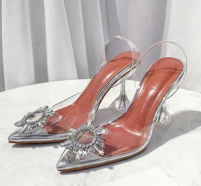 Европейская американская роскошная конструкция дизайна женских женских сандалий и кожаных ботинок с плоским замши