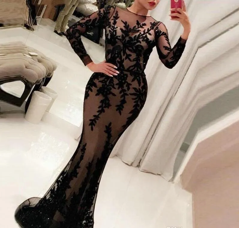 2020 Arabiska eleganta svarta sjöjungfrun kvällsklänningar långärmad appliqued spets formell ren nacke golv längd prom klänning robes de soirée