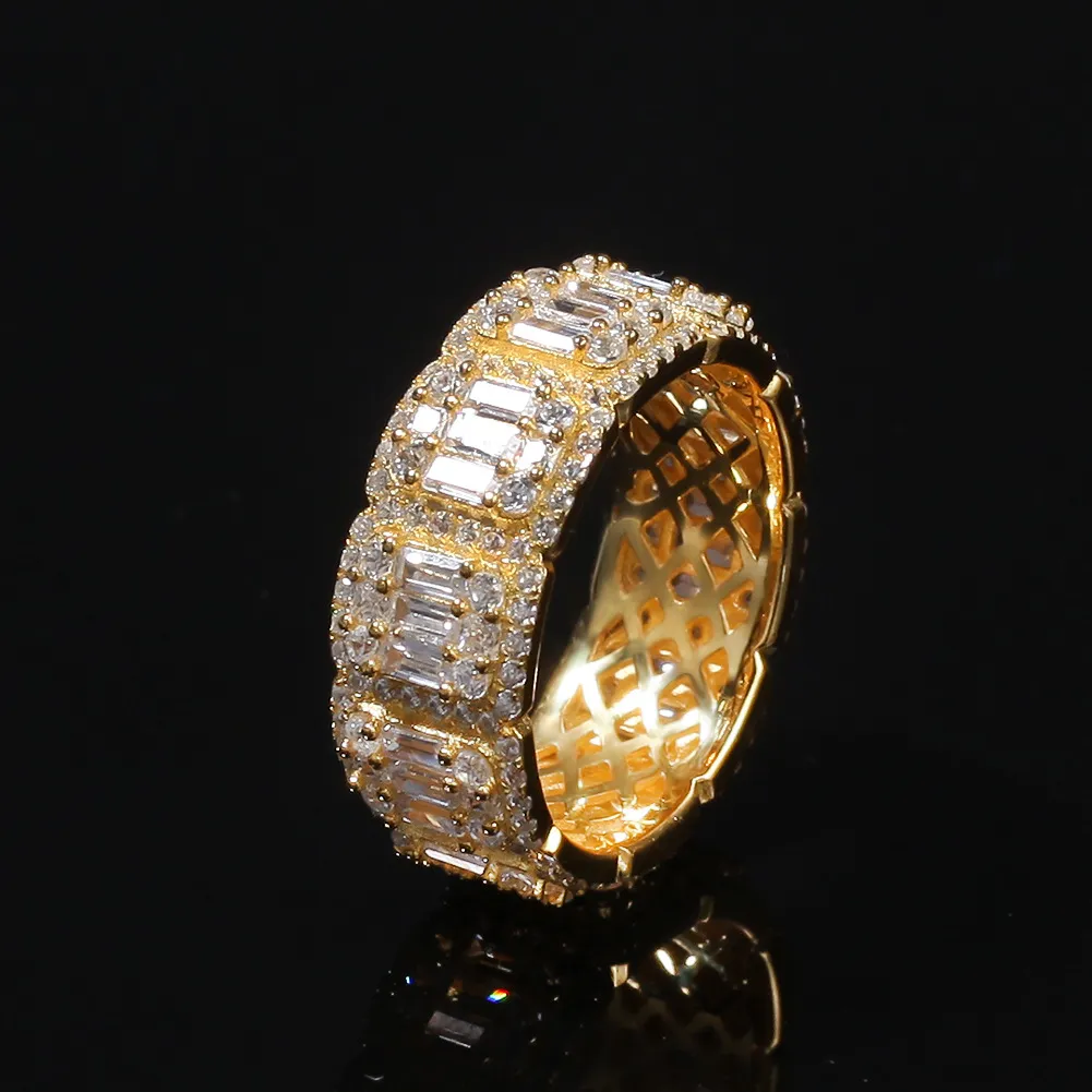 Mrożony diamentowy pierścionek luksusowy projektant biżuterii Pierścionki męskie moda Super Bowl Hip Hop Bling Gold Wedding zaręczyny Miłość Bague de LU2685