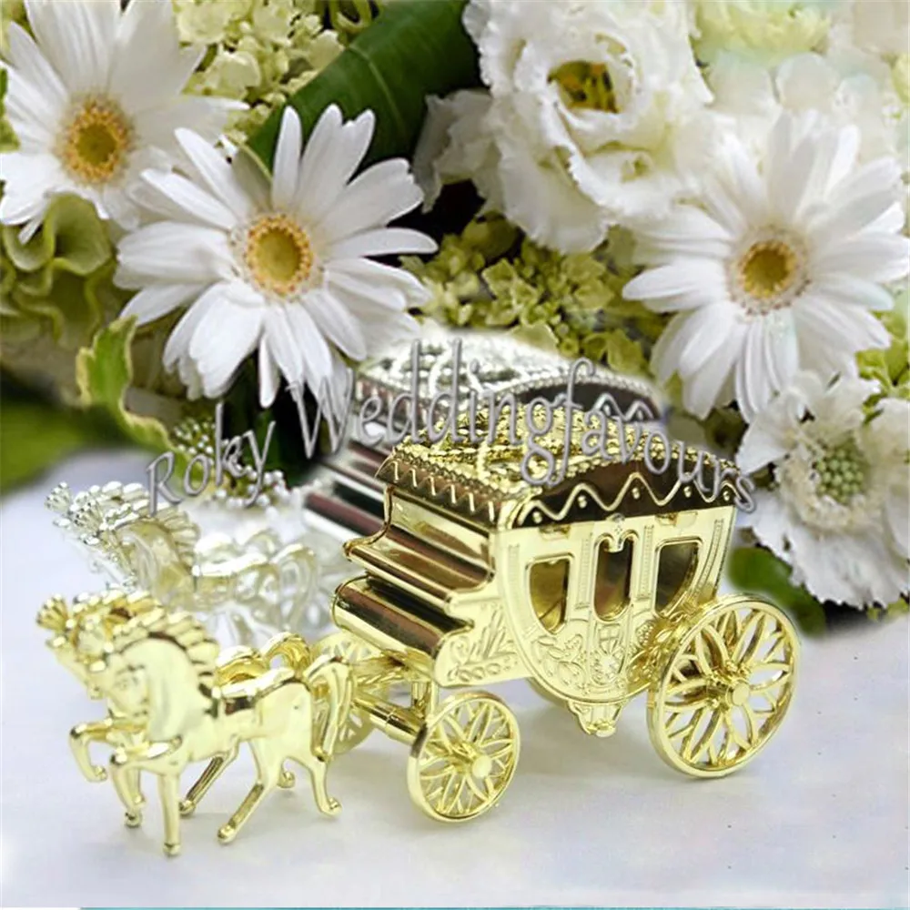 24pcs Fairytale Theme Cinderella Coach Carriage Candy Boxes Birthday Sweet Package Horse Shape Wedding Favor Box Ideas