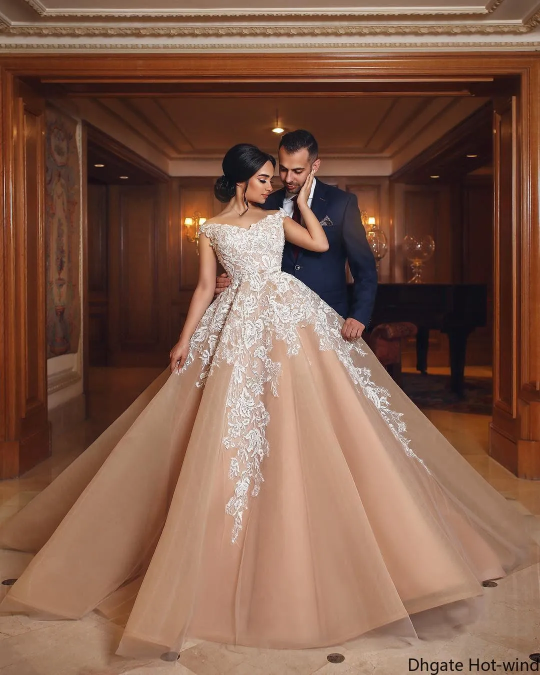 DHgate Off Shoulder Tulle Lace Applique Prom Evening Gown with Deep V Back Wedding Party Events