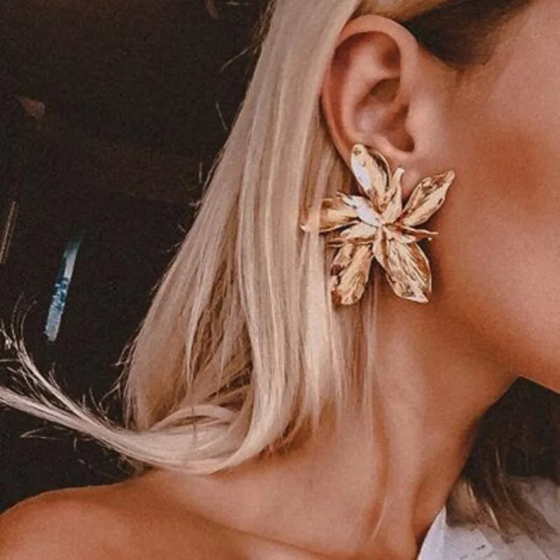 Elegance Büyük Çiçek Dangle Küpe Bırak Küpe Kadınlar Için Trendy Çiçek Çiviler Vintage Moda Parti Takı Hediye Pendientes