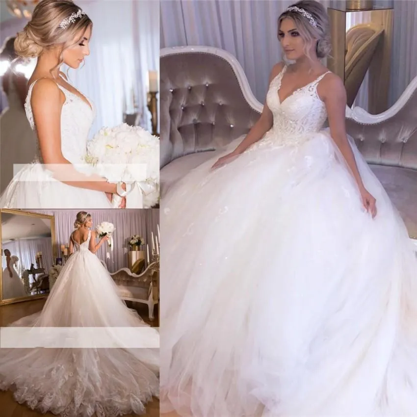 Abiti da ballo romantici sexy da principessa in pizzo Abiti applicati Spaghetti con scollo a V Applique Backless Plus Size Abito da sposa Abiti da sposa s