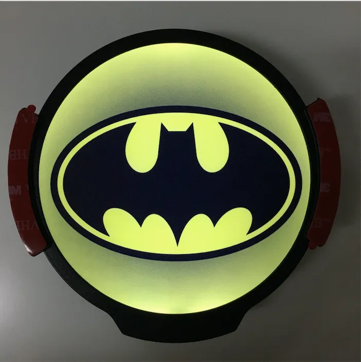 Batman divertida sesión de luz LED que brilla intensamente pegatinas de  coches luz de fondo Logo
