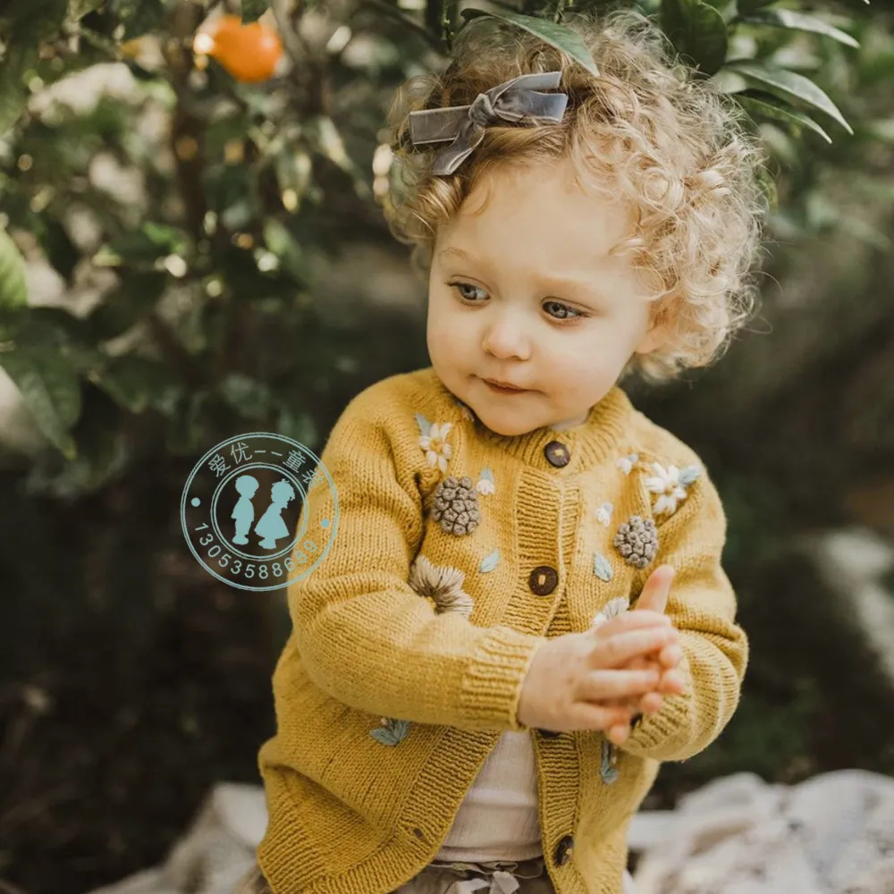 Winter Girl clothes Sweater Cardigan Good Design Stereo Flower Winter Knitted Long Sleeve sweater coat Warm Kids top fall sweaters