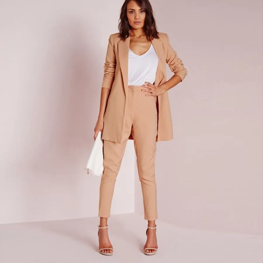 Mode Femmes Costumes De Bal Entaillé Revers Invité De Mariage Porter Pour Dame Tuxedos Deux Pièces Soirée Formelle Blazers Un Bouton Veste Et Pantalon