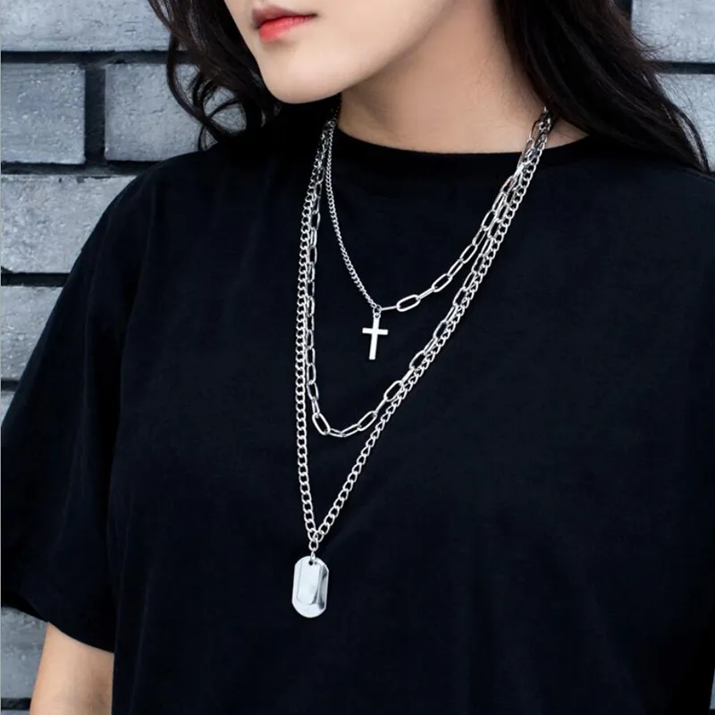 Collana con croce quadrata in metallo punk gotico libero Collana a più strati a catena lunga hip-hop per regali di gioielli da donna