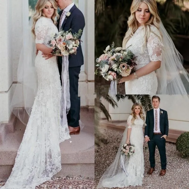 2019 Country Beach Mermaid Wedding Dresses Jewel Illusion Full Lace Appliques Half Sleeves Zipper Back Sweep Train Plus Size Bridal Gowns