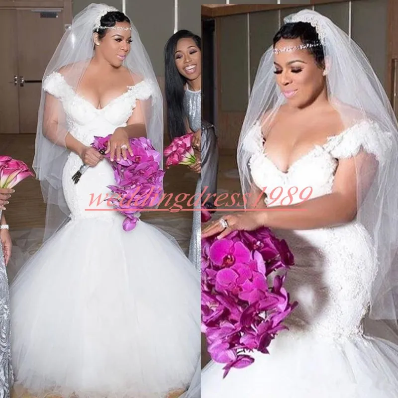 매력적인 레이스 플러스 사이즈 웨딩 드레스 2020 인어 오프 어깨 아플리케 얇은 명주 그물 맞춤형 아랍어 신부 드레스 Vestido de Novia Bridal Gown