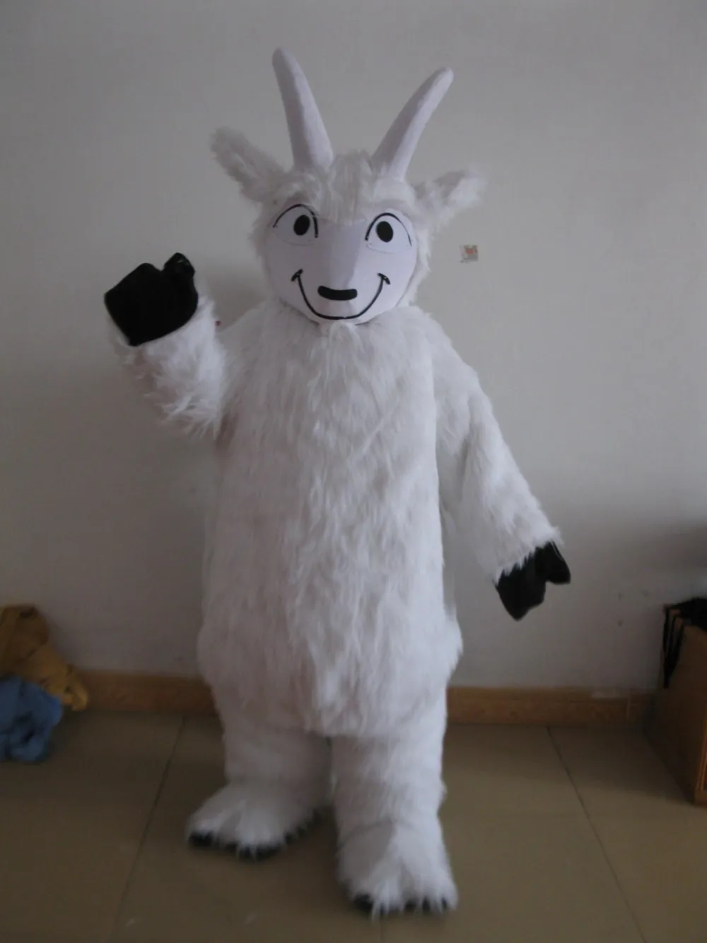 Profissional personalizado Traje Da Mascote Da Mascote Da Cabra Branco Ovelhas Capricórnio Roupas Da Mascote Do Natal Do Partido Do Dia Das Bruxas Fancy Dress