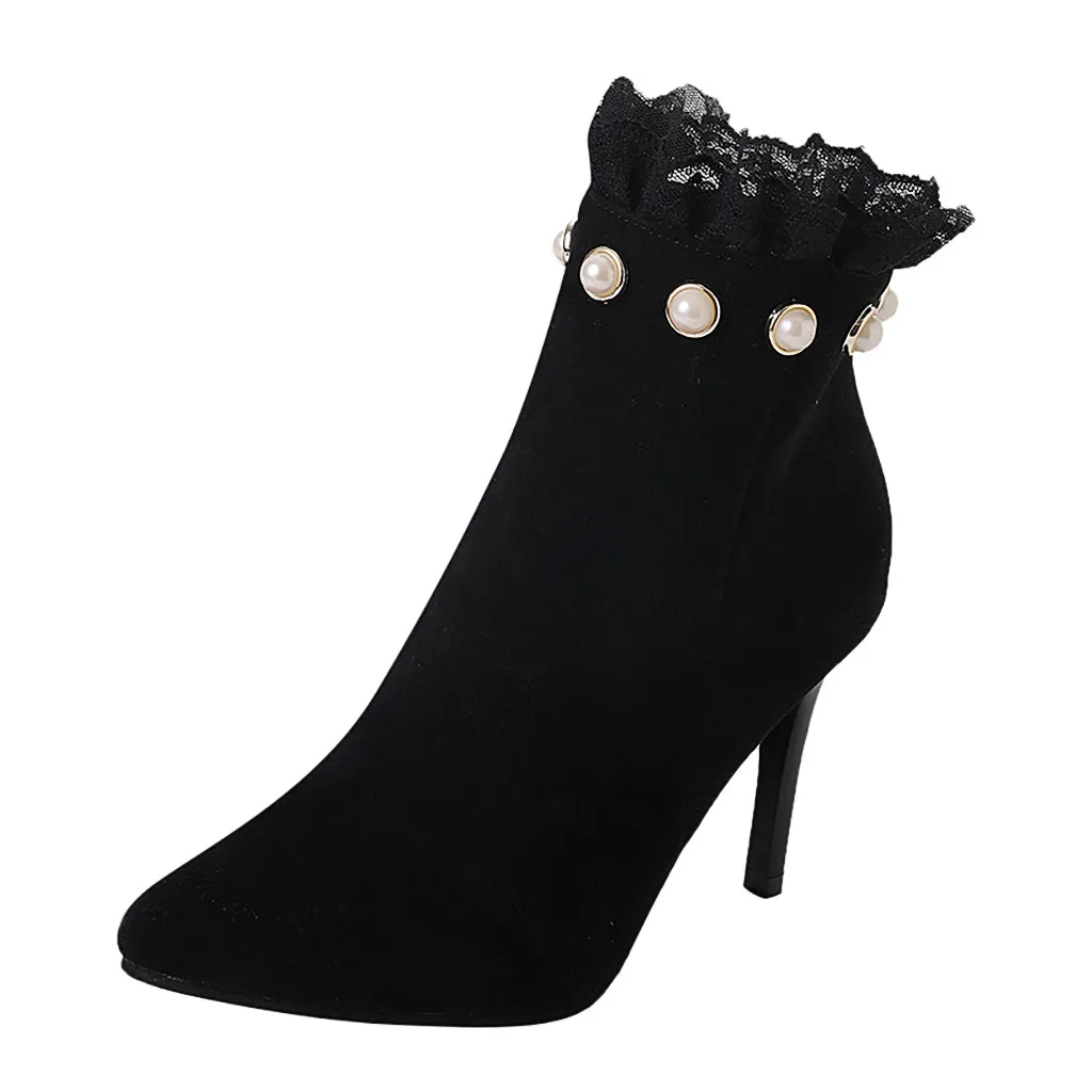 Boots with pearls on the heel online