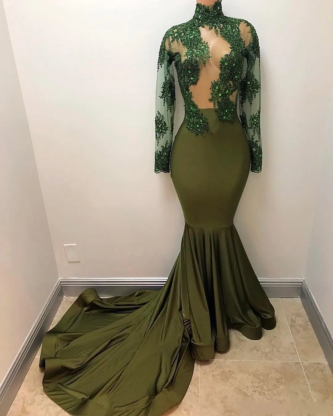 Elegant High Neck Mermaid Evening Dresses Sexy See Though Appliques Beaded Long Sleeves Prom Dress Fishtail Special Occasion Formal Gowns