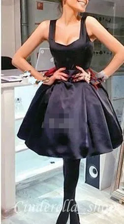 Little Satin Short Black Prom Dresses Square Neck A Line Sleeveless Big Bow Sexig Back Womens Tail Party Ball Gown Custom Made Made