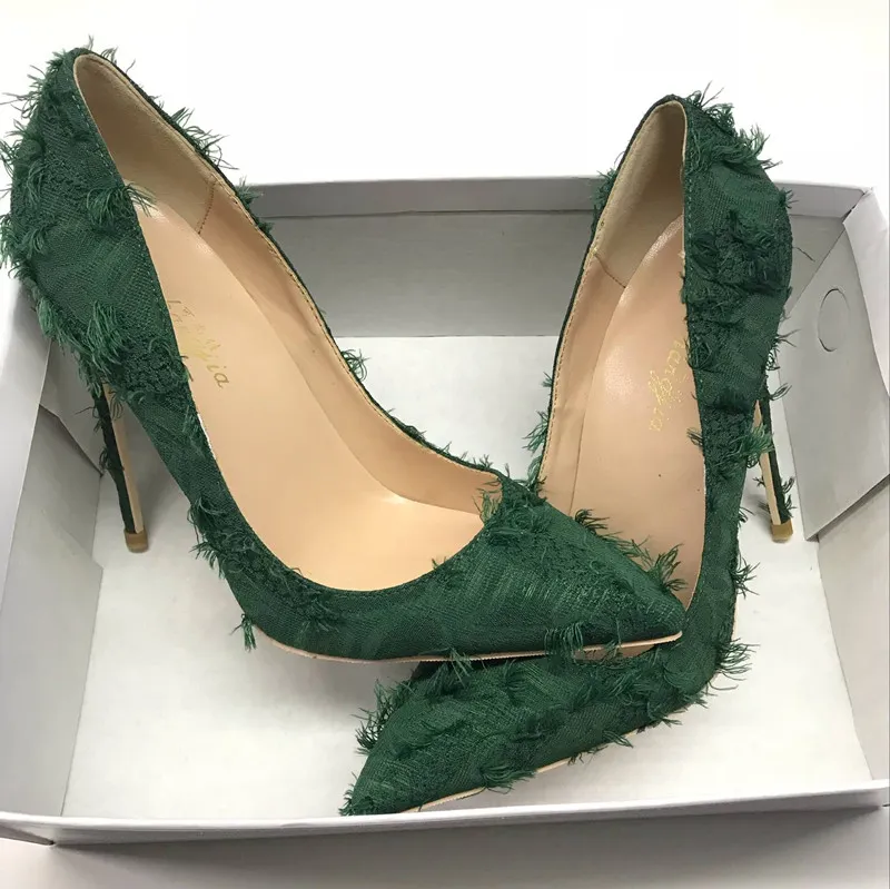 Spring fringed high-heeled women`s slim-heeled green pointed shoes, shallow-mouthed sexy personality single shoes in Europe and the United S