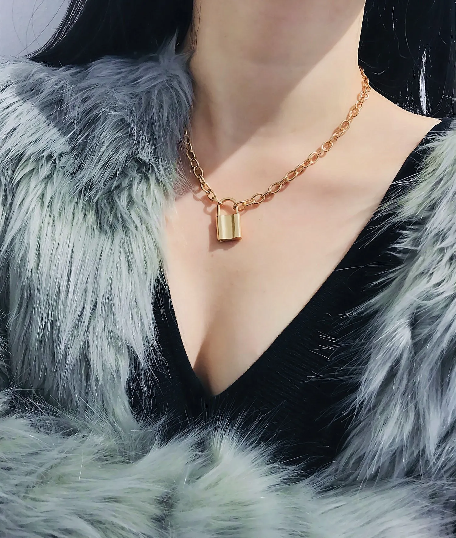 Fashion-New Women Vintage Metal Lock Pendant Necklace Gold choker necklace Hiphop femme pendant chain necklace Jewelry