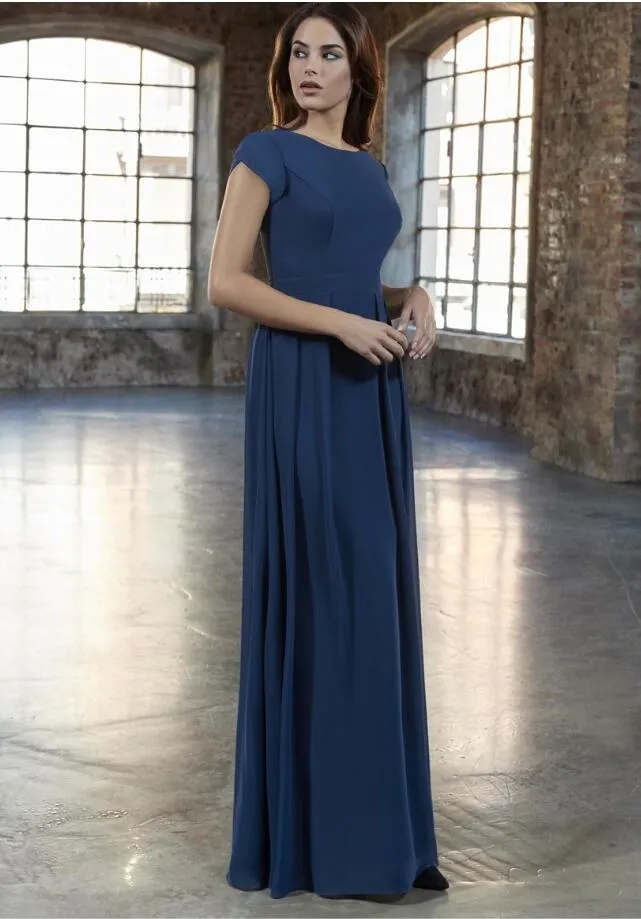 2019 Ny A-Line Chiffon Long Modest Bridesmaid Klänningar med Cap Sleeves Golv Längd Juvel Neck Tulpan Sleeves Sommar Modest Brudtärna Klänning