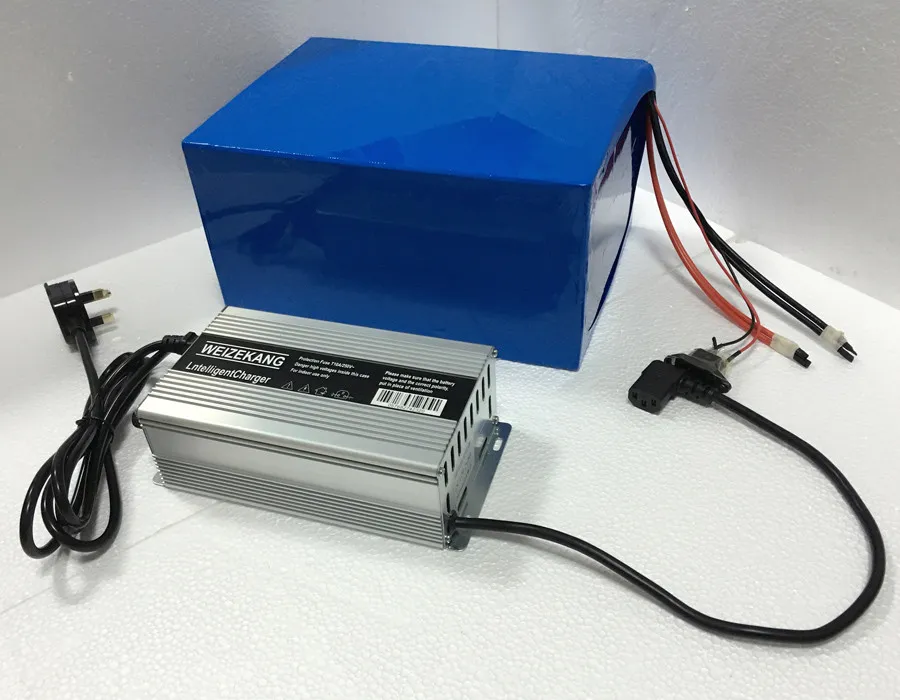 Batterie rechargeable au lithium lifepo4 24v 100ah pour système de stockage d'énergie solaire