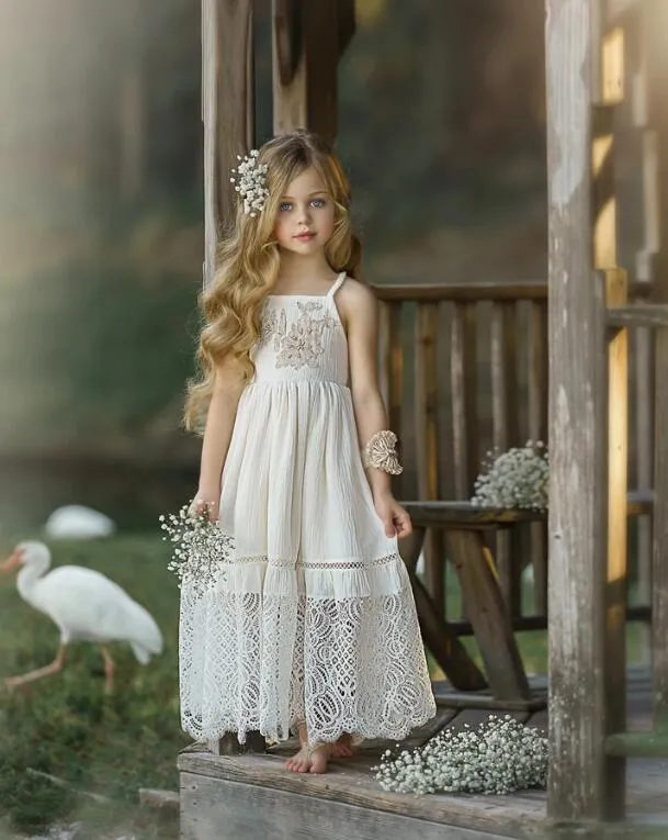 White cotton flower girl dresses hotsell