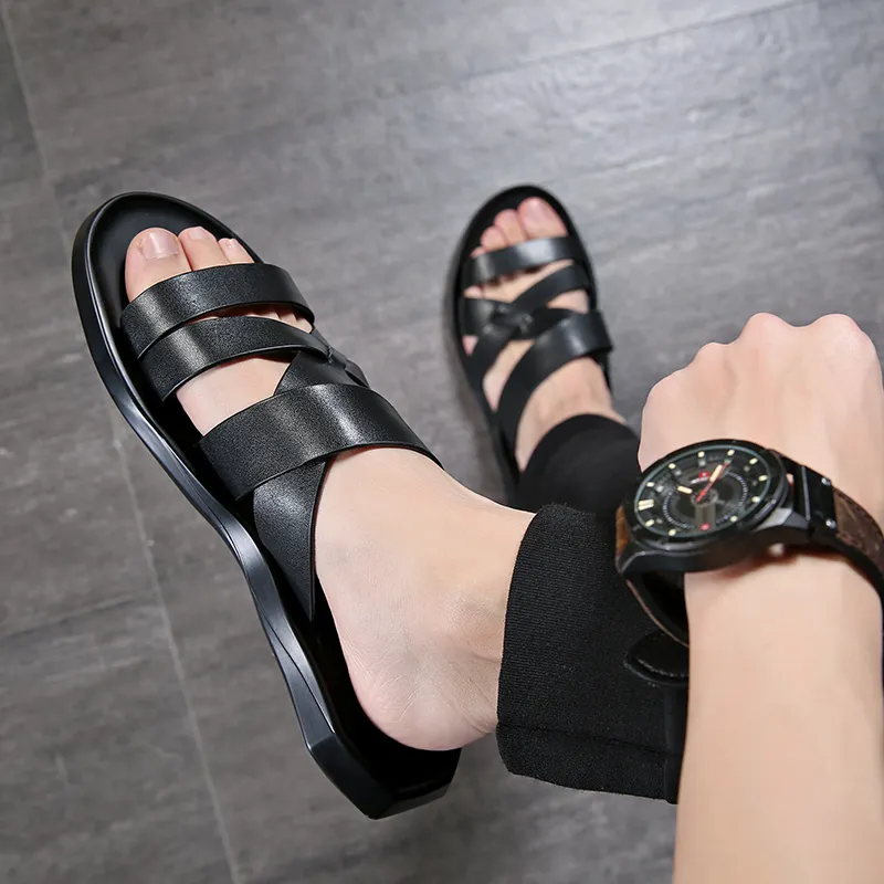 Men`s sandal 2020 new summer top layer leather shoes beach shoes fasion casual breathable non-slip soft soles sandal men
