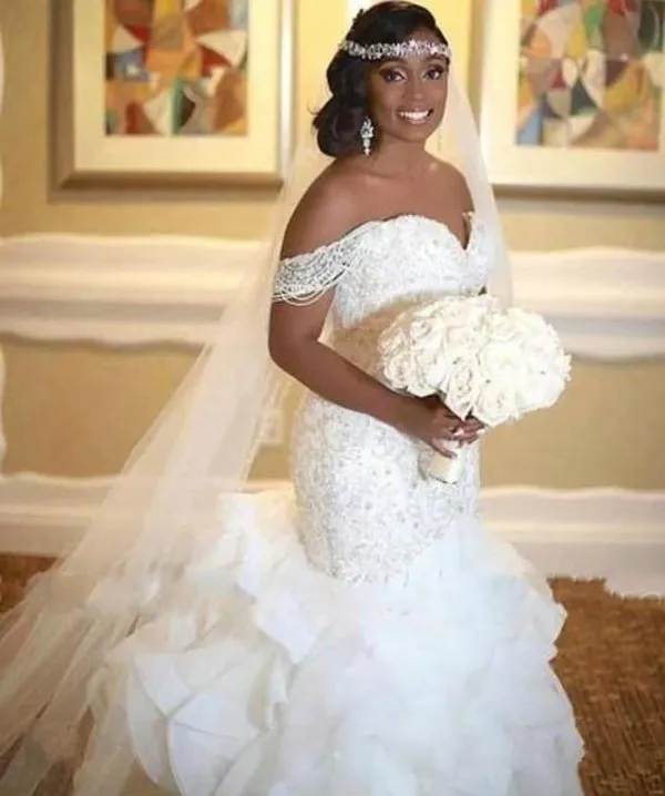 Alta qualidade 2020 vestido de casamento sereia africano fora do ombro decote frisado renda corpete babados saia tribunal trem vestidos de noiva índia
