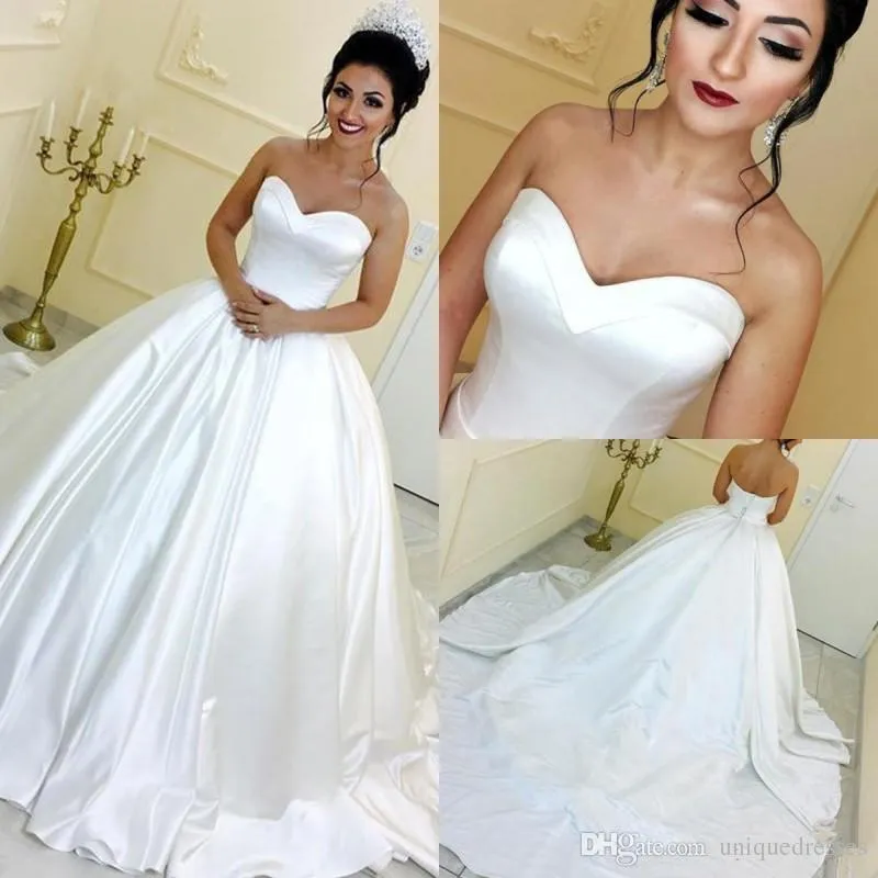 Sleeveless Sweetheart Neckline White Satin Ball Gown Wedding Dresses Corset Back Lace-up Satin Wedding Gowns Plus Size Bridal Dresses