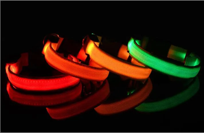 8 colores 4 tamaños Seguridad nocturna Luz LED Resplandor intermitente Nylon Collar para perros para mascotas Perro pequeño y mediano Correa para mascotas Collar para perros Collar de seguridad intermitente SHU26