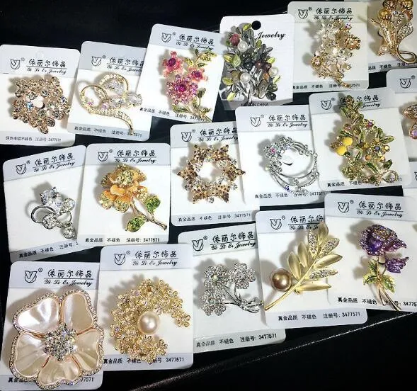10pcs / lot Mish Style Colors Fashion Crystal Jewelry Brooches Pins per regalo artigianale PR09