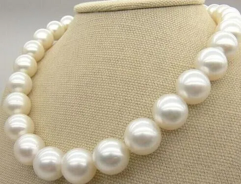 Livraison gratuite énormes 18 « Natural South Sea véritable rond blanc collier de perles parfaite (09,08)