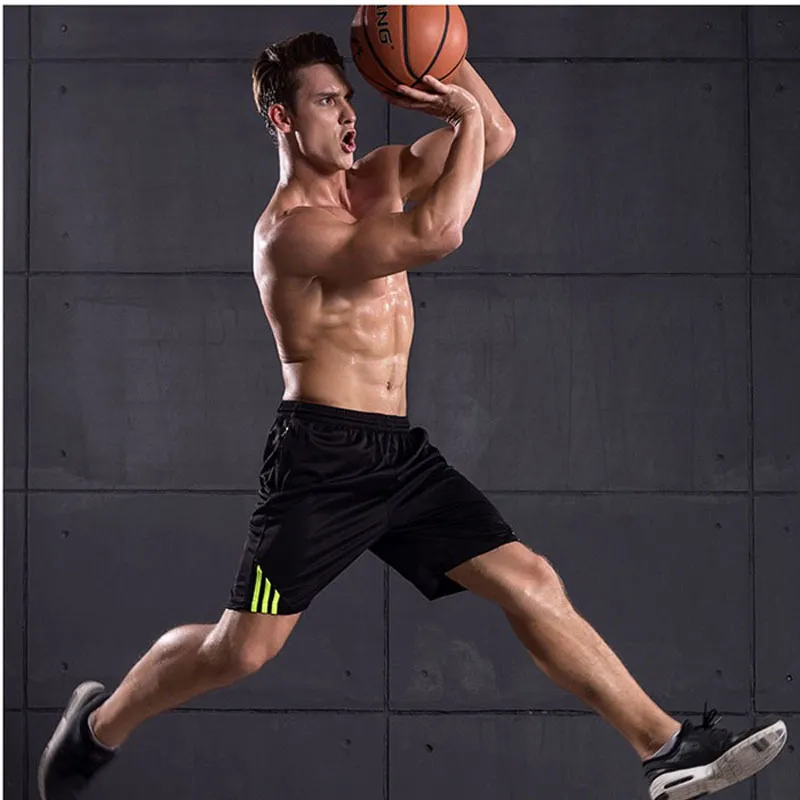 Men's tennis online shorts with pockets