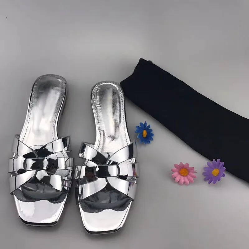 2019 skor kvinnor tofflor inomhus sandaler tjejer mode scuffs rosa svart vit grå päls glidbanor