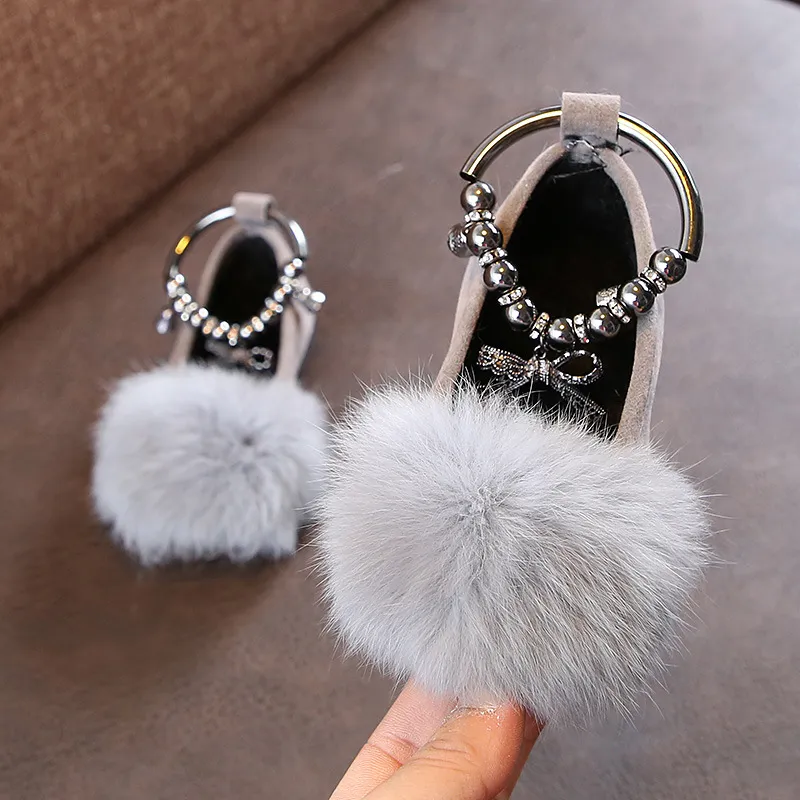 Kids Girls Children Plush Velvet Warm Faux Fur Loafer Shoes For Teens Girls Princess Party Wedding Shoes Shoe New 2020 Red black