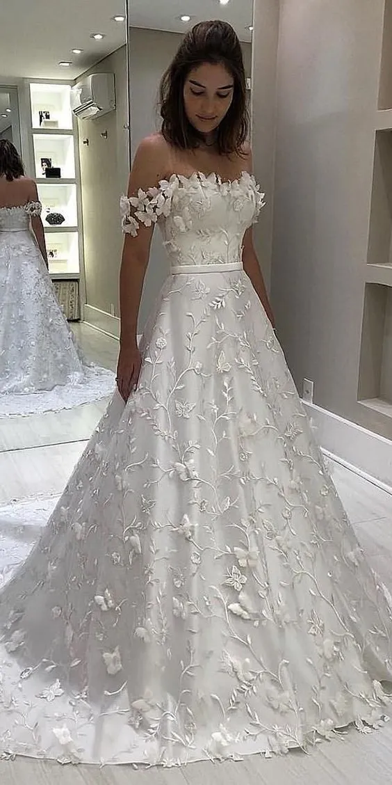 Exclusive Butterfly Floral Lace Arabic Wedding Dress With Off
