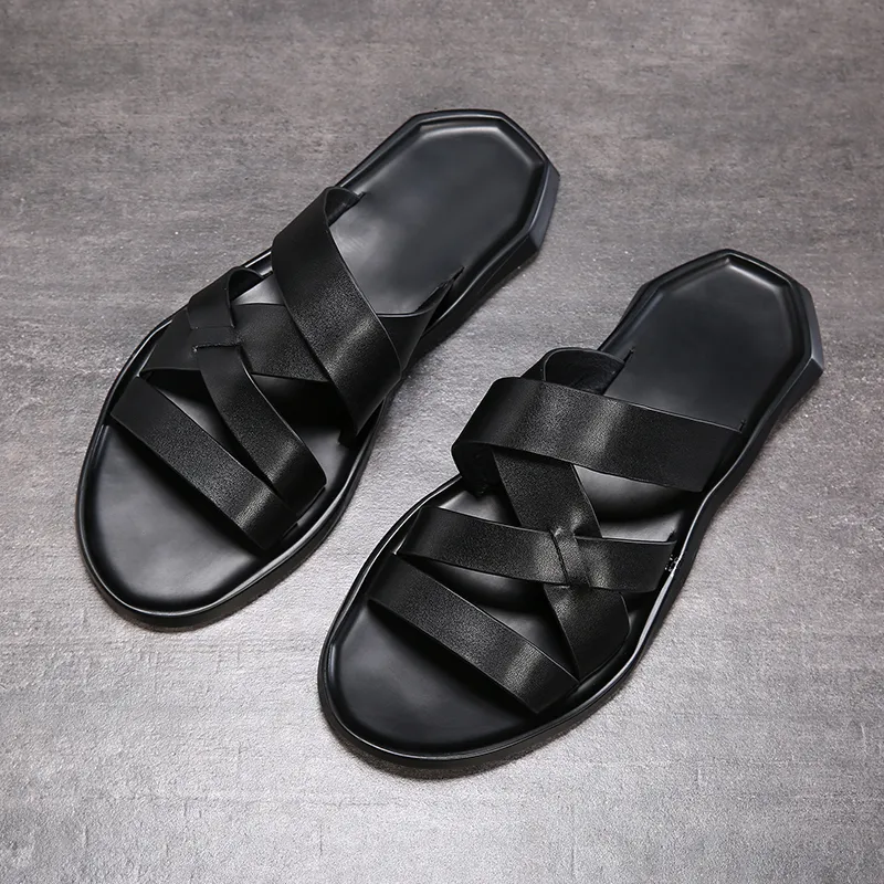 Men`s sandal 2020 new summer top layer leather shoes beach shoes fasion casual breathable non-slip soft soles sandal men