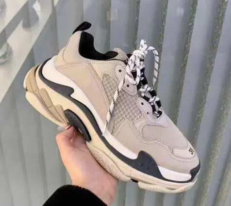 Light GreyTriple S Low Make Old حذاء رياضي مزيج باطن أحذية رجالي إمرأة أحذية عالية الجودة الرياضة حذاء كاجوال chaussures