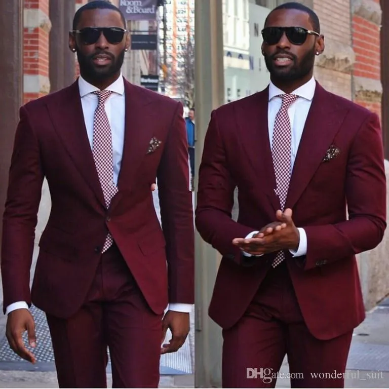 High Quality 2020 Formal Wear Burgundy Mens Wedding Suits Tuxedos For Men Groom Best Man Suits Custom Made (Jacket+Pants+Tie)