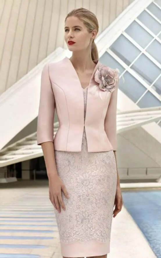 Elegant Pink Mother Of The Bride Dresses With Jacket 3/4 sleeves v neck Lace Wedding Guest Dress Knee Length Flowers Formal Mother Outfit