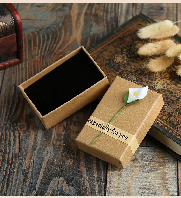 Floral Kraft Necklace Gift Box Vintage Design Jewelry Storage